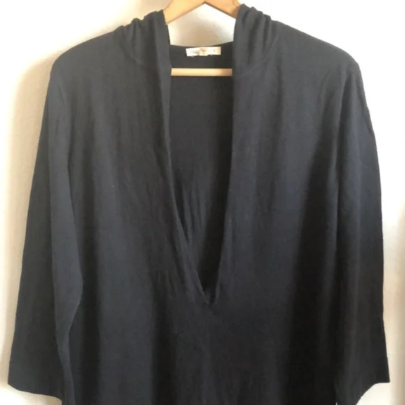 EILEEN FISHER Lightweight sweater with hood. - Picture 3 of 9